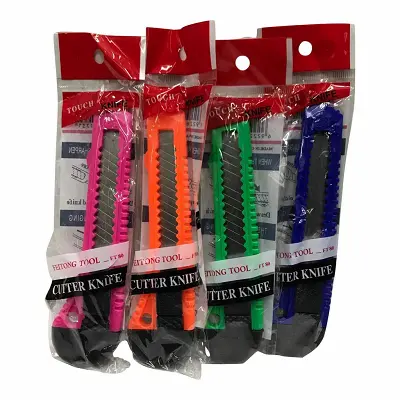 CORTACARTON PLASTICO ECONOMICO